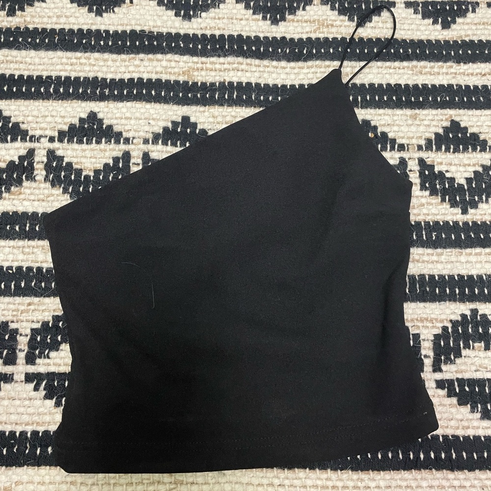 one strap crop top